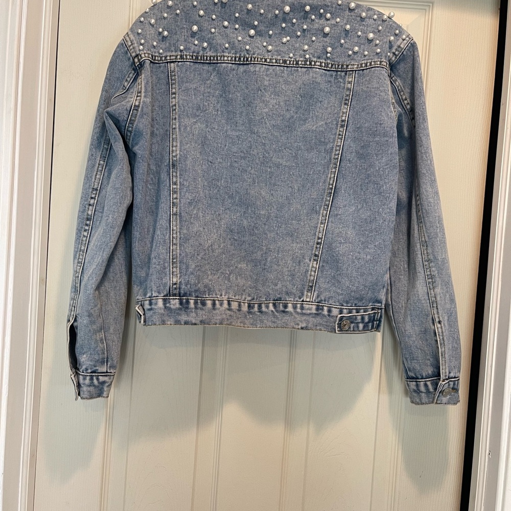 Jacket - Picture 4 of 4